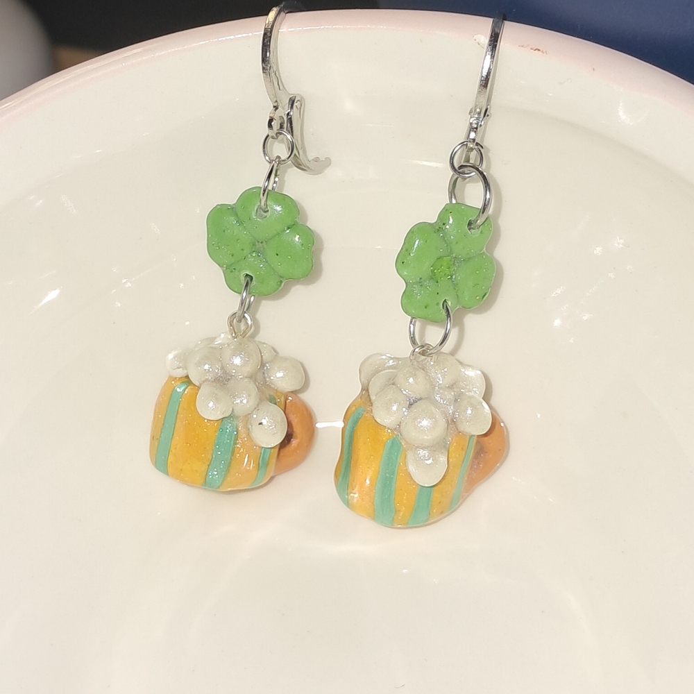 Handmade Beer Mug & Shamrock Dangle Charm Keychain